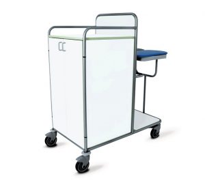 Carrello chiuso in laminato, con ante frontali, 3 ripiani più top e 2 portasacchi.