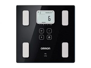 TORINOMED - OMRON VIVA HBF-222T-EBK OMRON VIVA è un dispositivo medico con accuratezza clinicamente validata dei parametri chiave che consentono di valutare meglio la salute del cuore e prevedere eventi cardiovascolari, registrando la pressione arteriosa e la frequenza cardiaca.