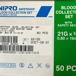 TORINOMED - Aghi a farfalla NIPRO SAFETOUCH 21G di sicurezza (0,80 x 19 mm.) con Adattatore Luer preassemblato